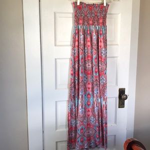 Promesa maxi dress